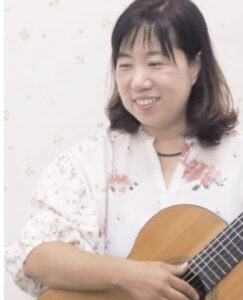 佐藤ますみ(火)(土)クラシックギターウクレレ・アコースティックギター